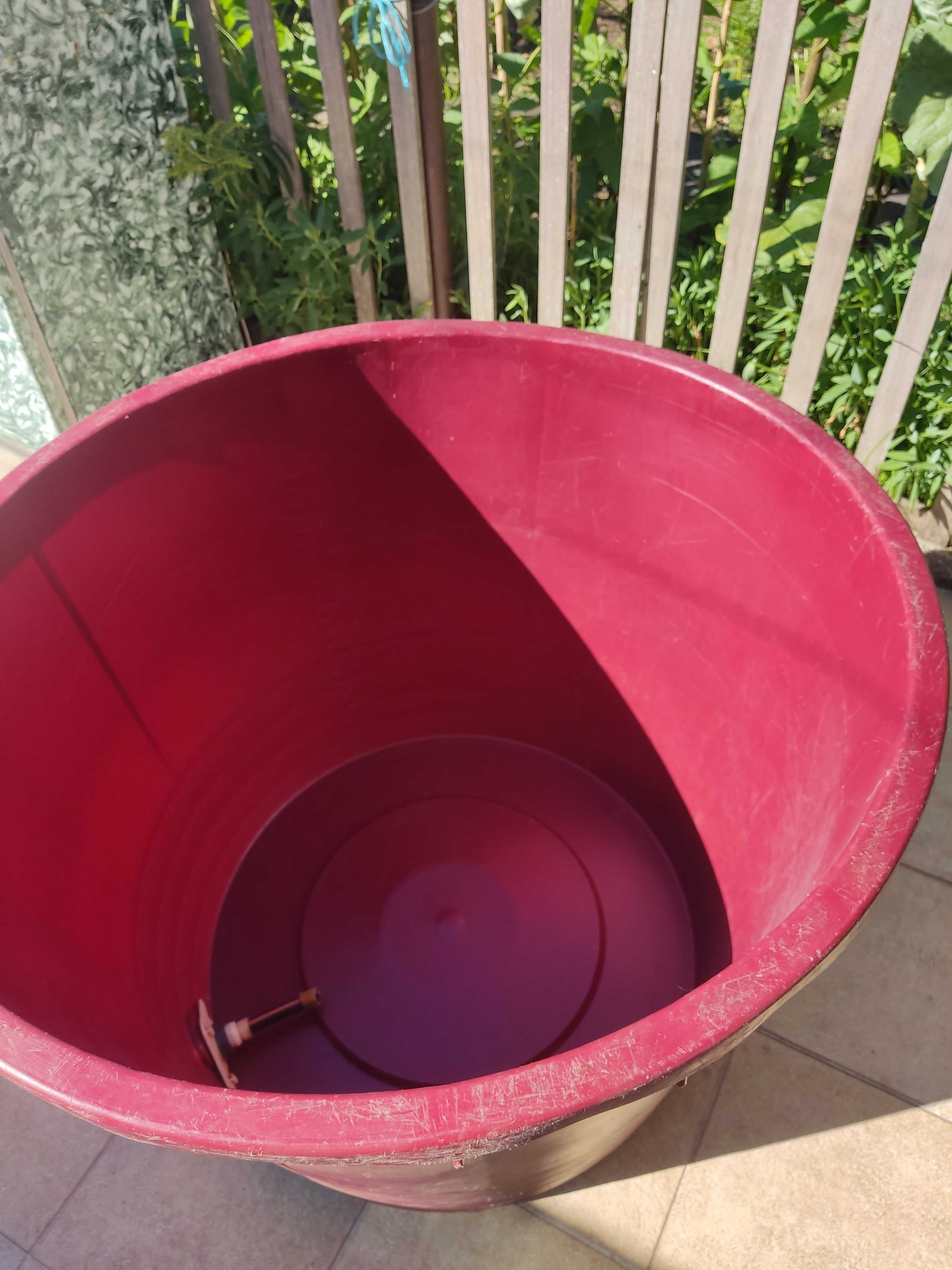 Vendo material diverso para vindimas