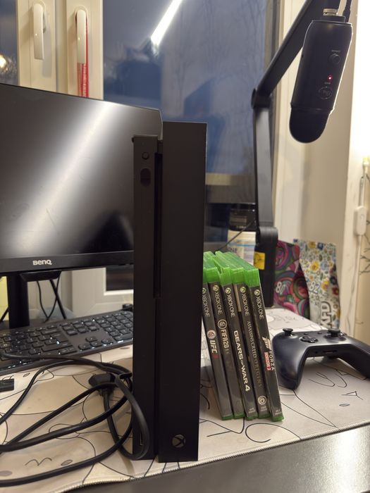 Xbox one X 4K UHD 120hz