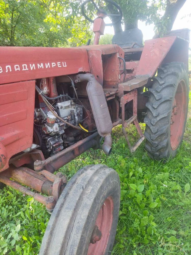 Продам трактор т25