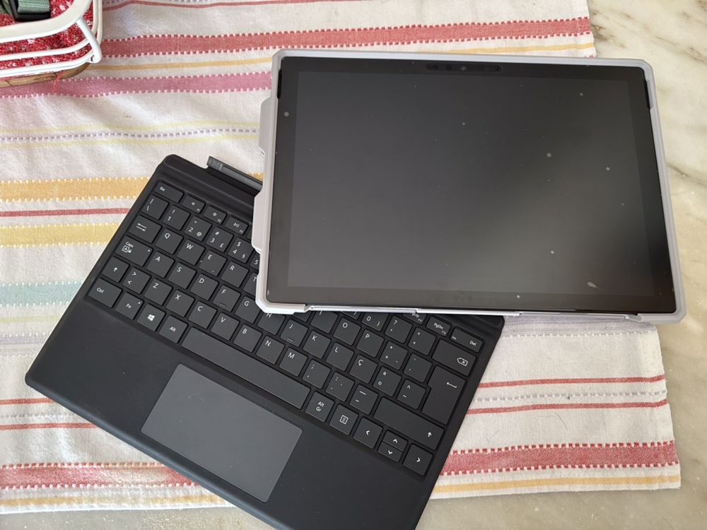 Surface Pro 7 i7 512gb + teclado + capa