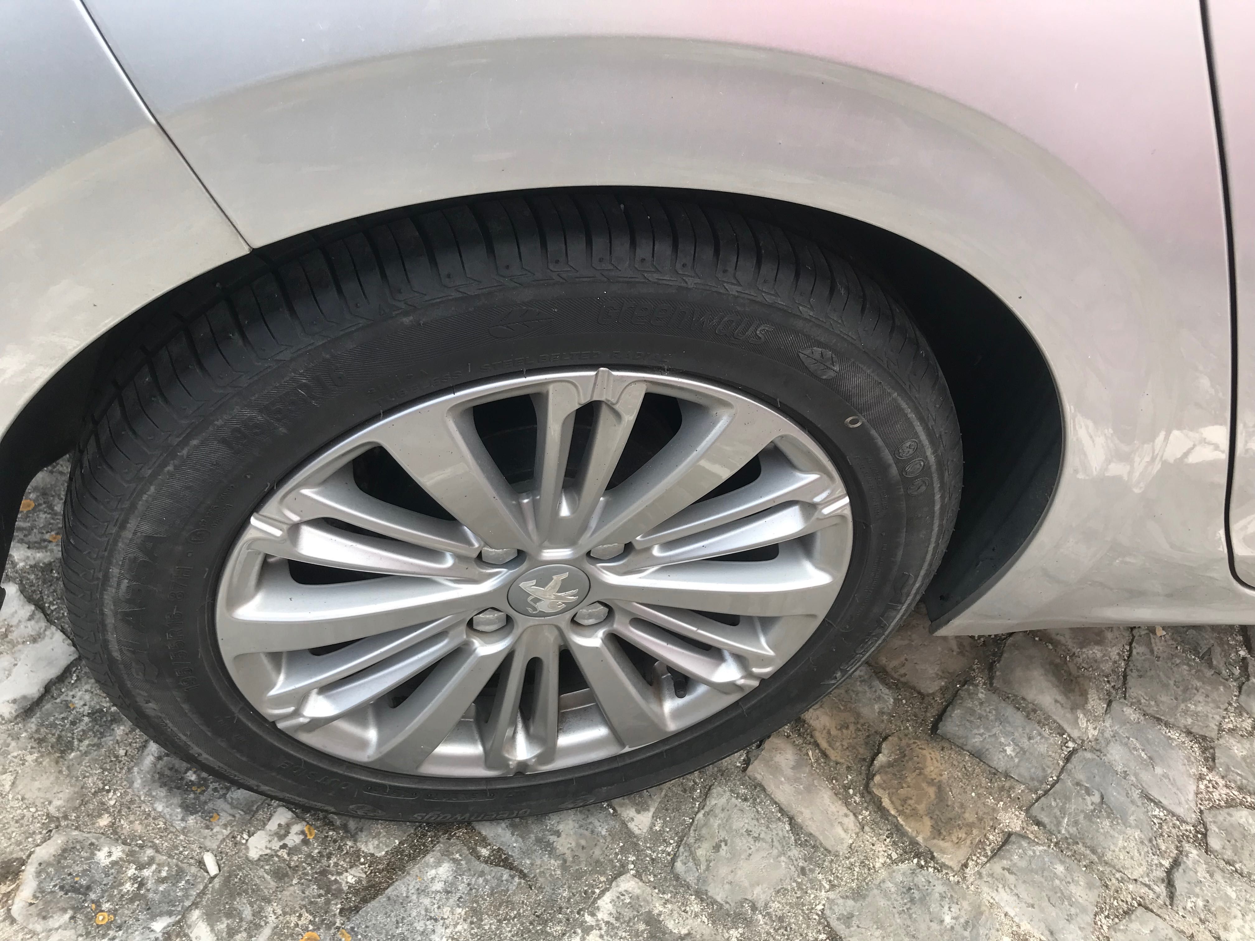 Peugeot 208 motor 1.2