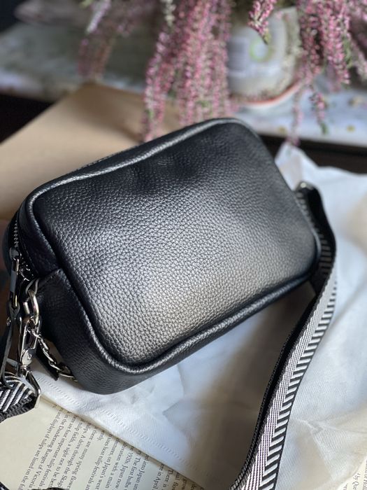 Сумка жіноча натуральна шкіра    21 см на 14 см на 5 см