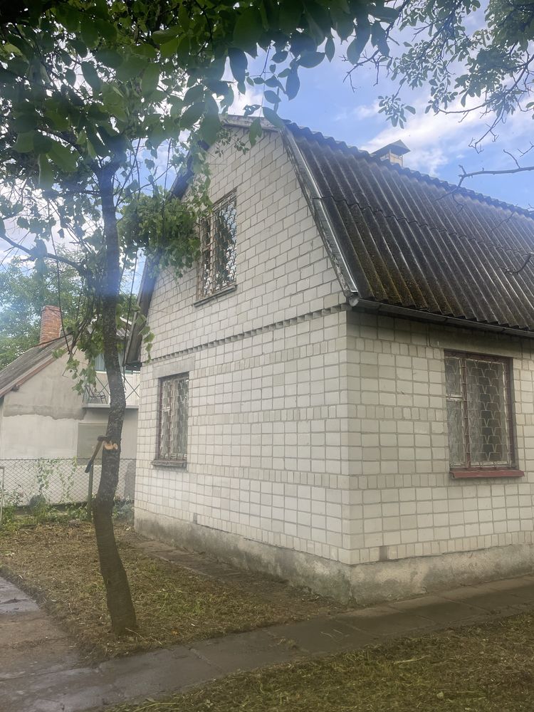 Продам дачу біля Дрогобича