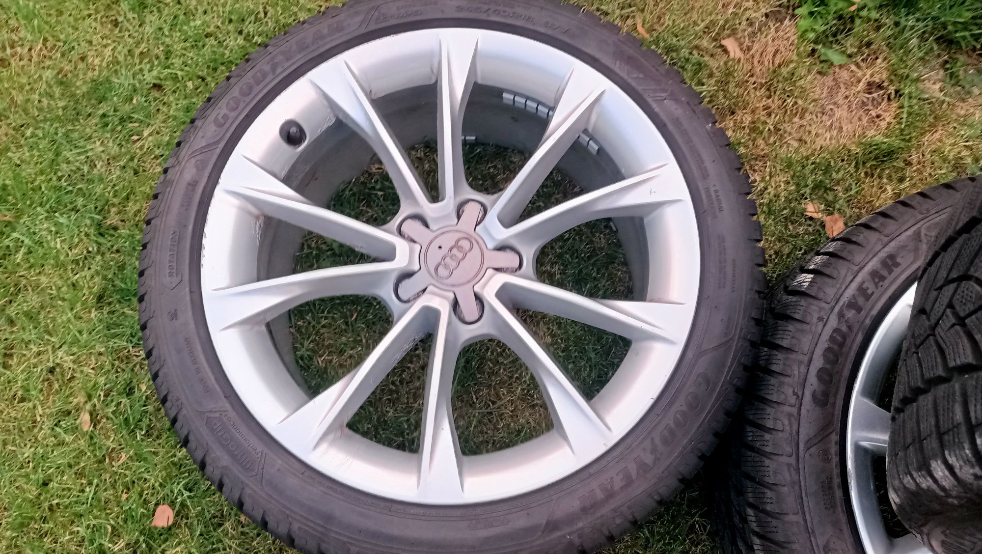 Koła zimowe felgi 18 5x112 et29 Audi A5 A4 itd 245/40/18 8mm jak nowe