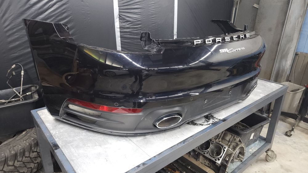Porsche carrera 911 992 бампер задній