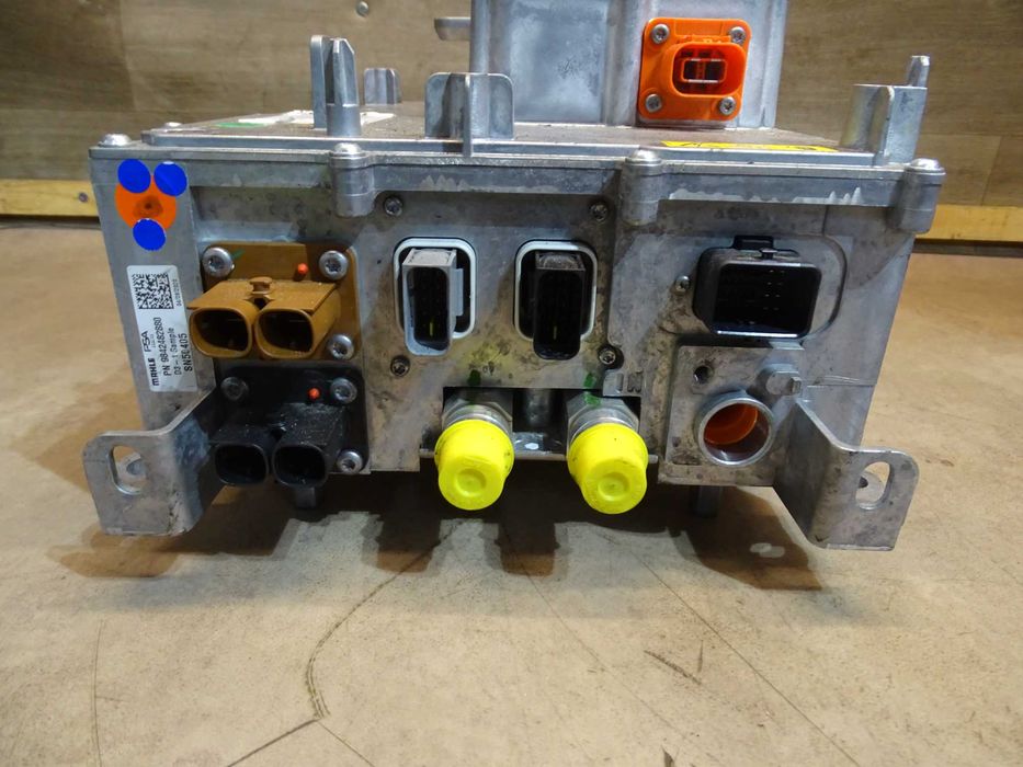 inwerter ładowarka peugeot E-208