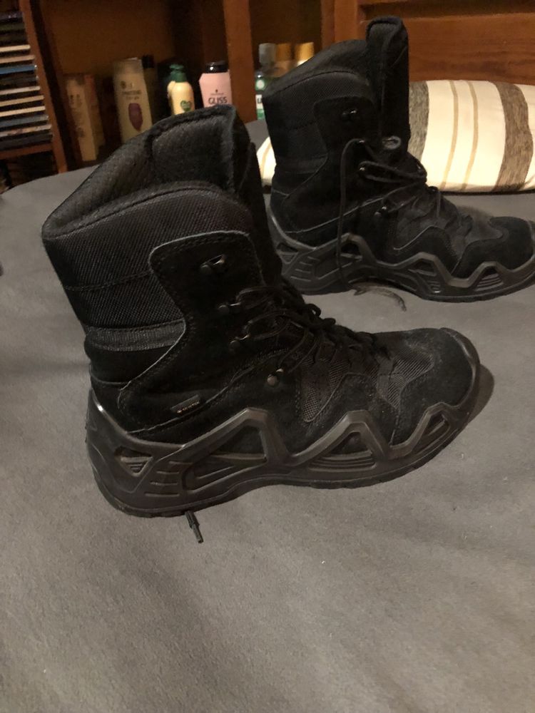 Botas militares novas