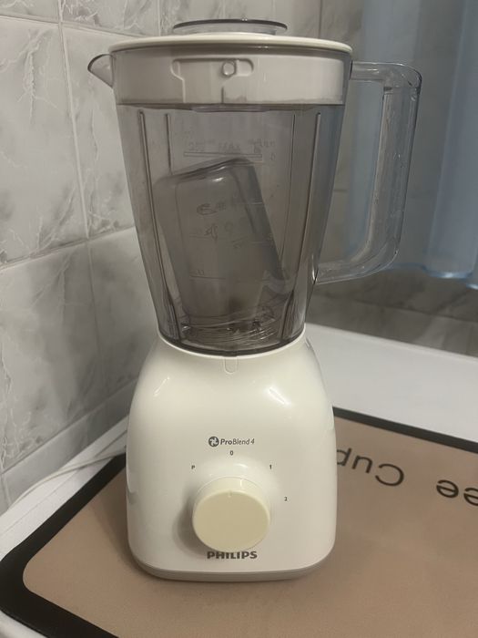 Блендер Philips із технологією ProBlend 4, модель HR2103/00