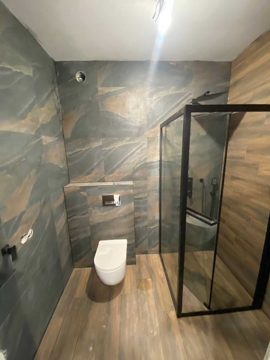 Таунхаус 77М2+ гардеробна. З частковим ремонтом.Паркомісце.