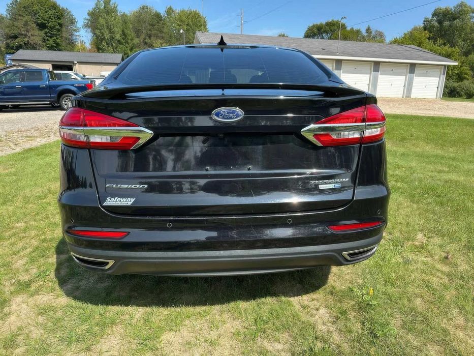 Ford Fusion Titanium      2020