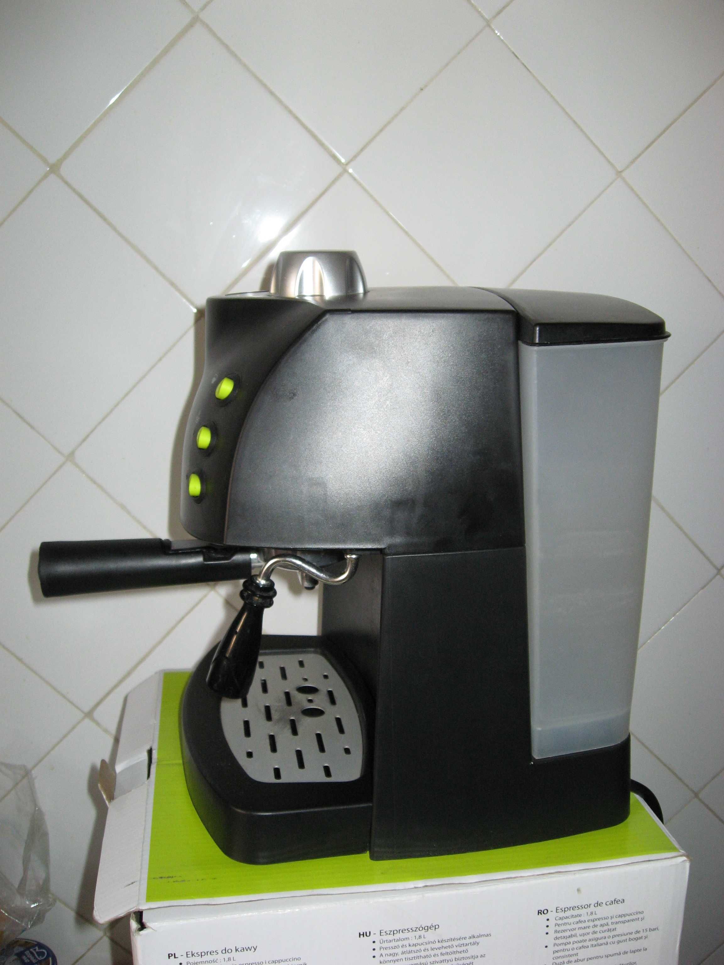 Кофеварка Selecline CM4600