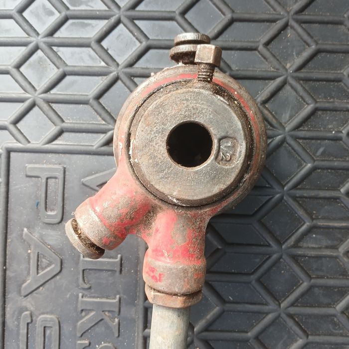 Ручной резьбонарезной клупп