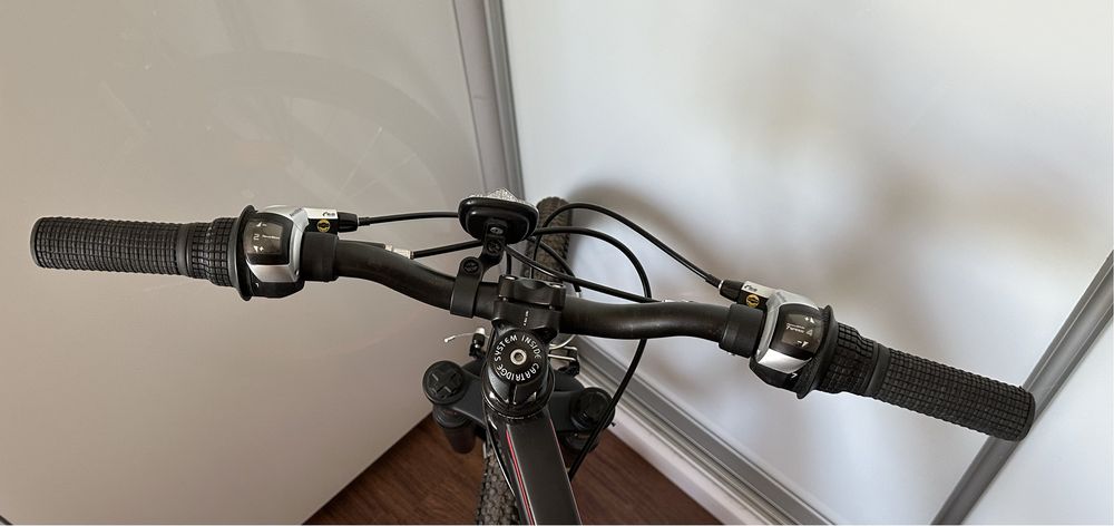 Rower młodzieżowy VW GTI MTB 24”, czarny mat.