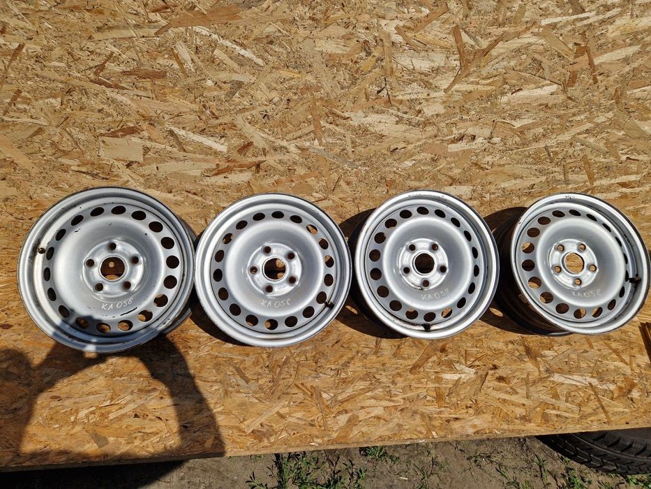 VW GOLF 5 V FELGI STALOWE 6JX15 ET47