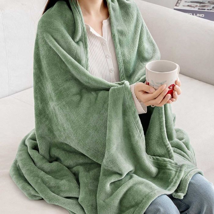 Nowy koc polarowy / kocyk / narzuta / pled / 130x150cm / A2380!