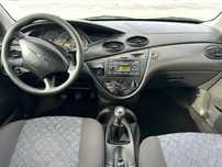 Ford Focus 1.4  / Ano 2001