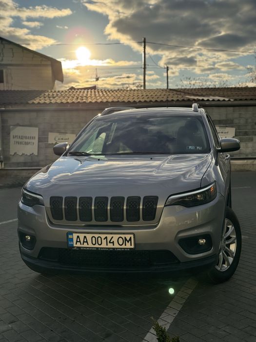 Пррдам Чероки 2018 4х4