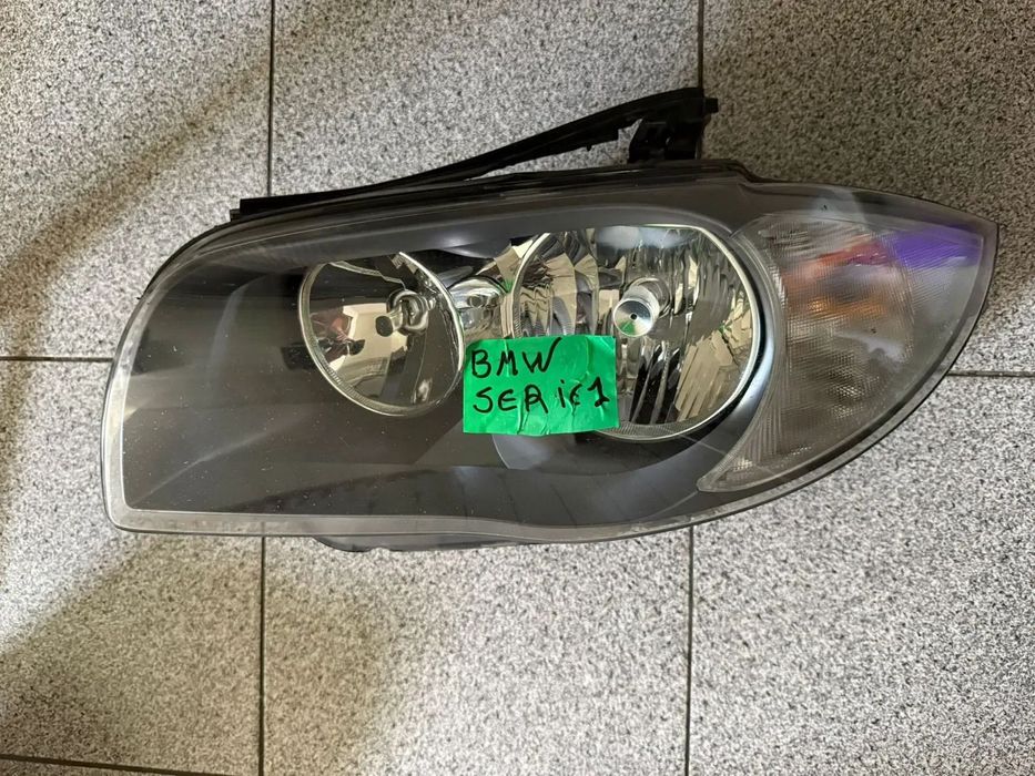 Farol bmw serie 1 direito