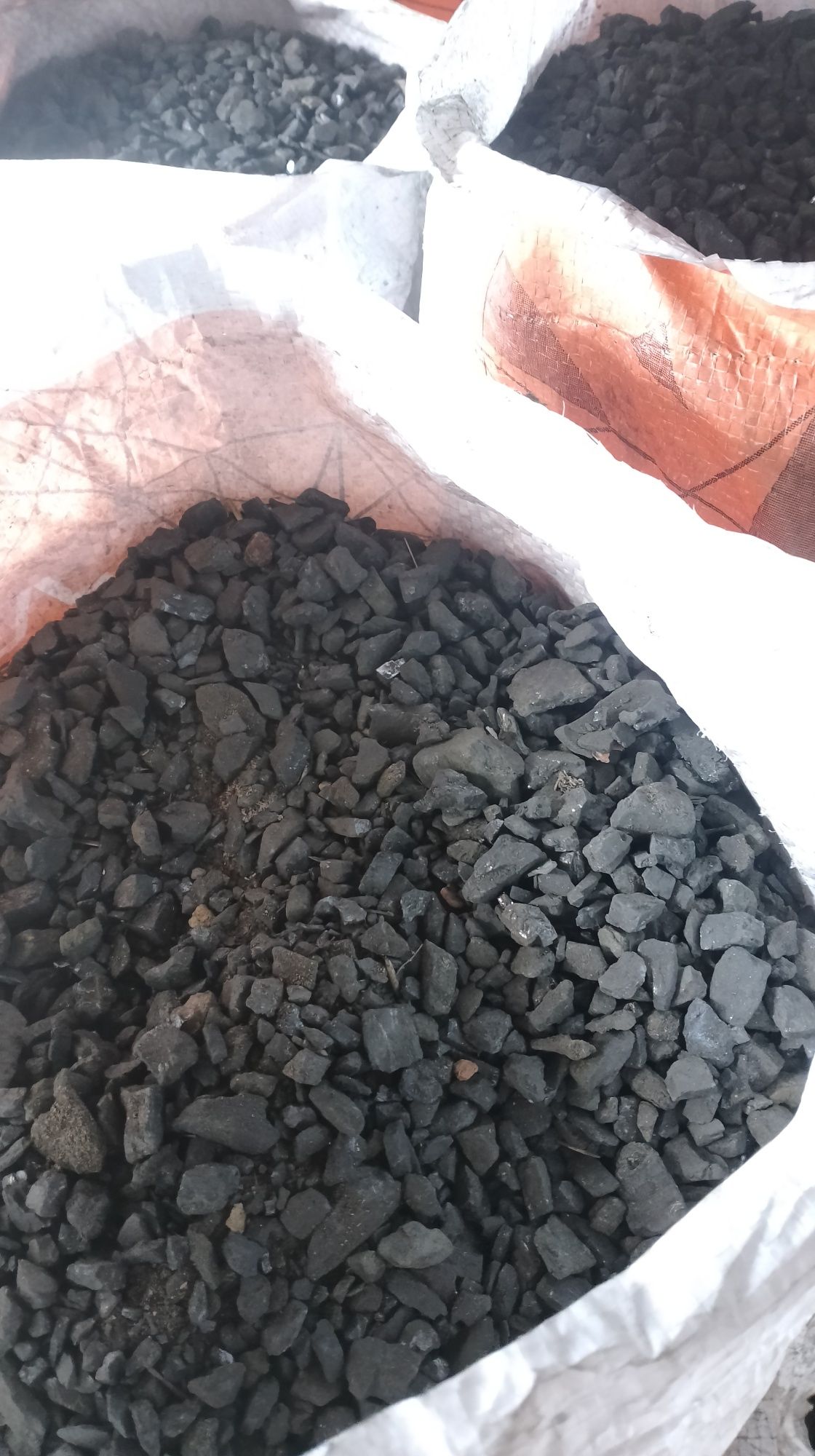 Продам вугілля "семочка" та "горіх"