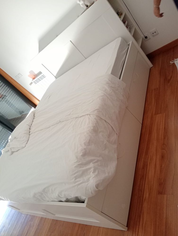 0: Cama casal ikea bom estado