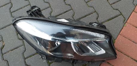 Mercedes GLA W156 Lampa Prawa Przednia Oryginal EU IDEALNA