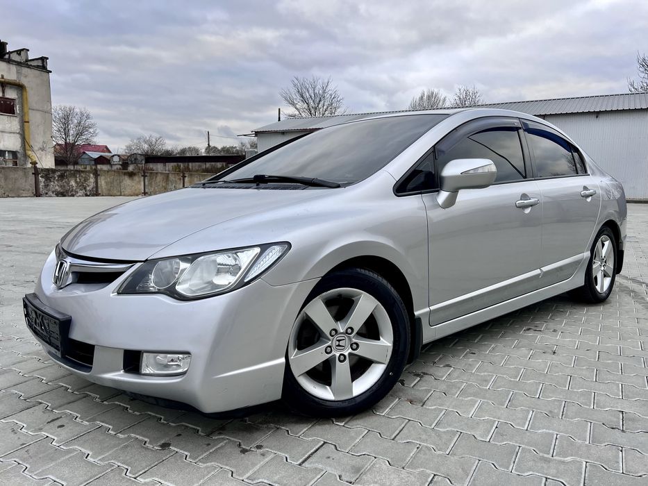 Honda Civic АВТОМАТ 1.8 ГАЗ/Бензин