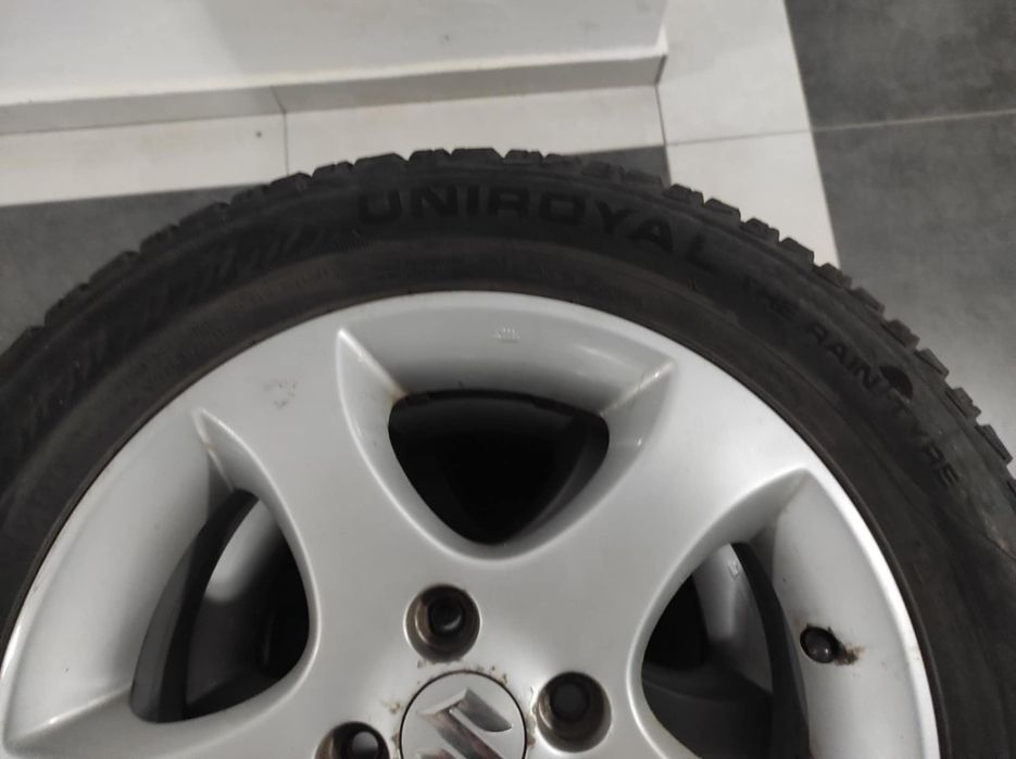 Alufelgi z oponami zimowymi 185/60 R15