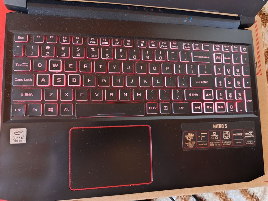 Acer  144HZ i7 10750H 5Ghz RTX 2060 16RAM 512SSD