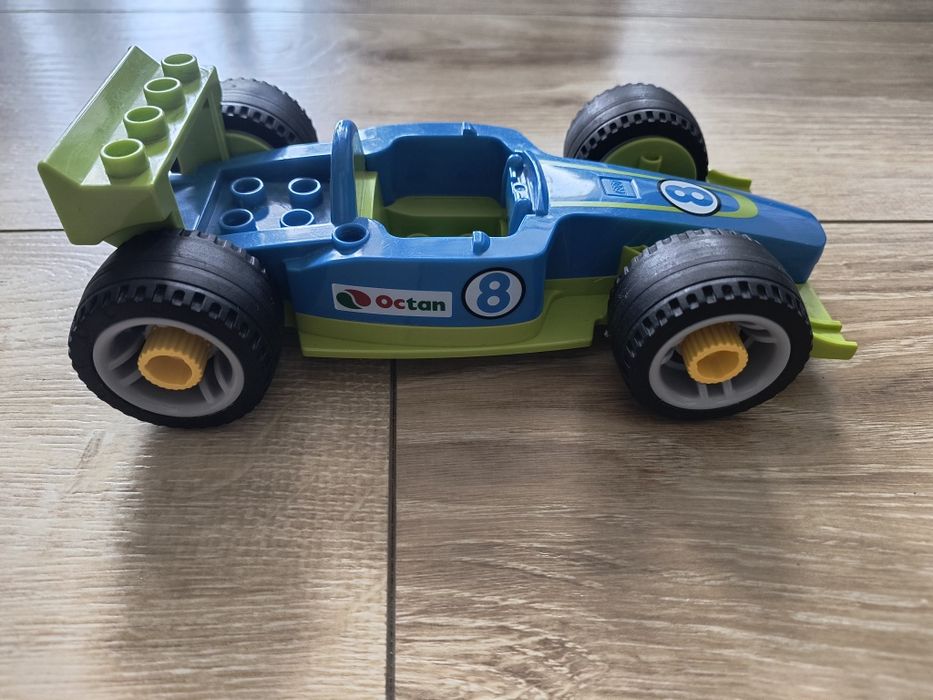 LEGO formuła 1 autko