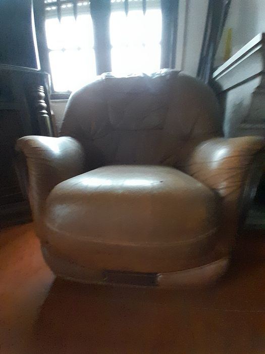 3 sofas de pele usados