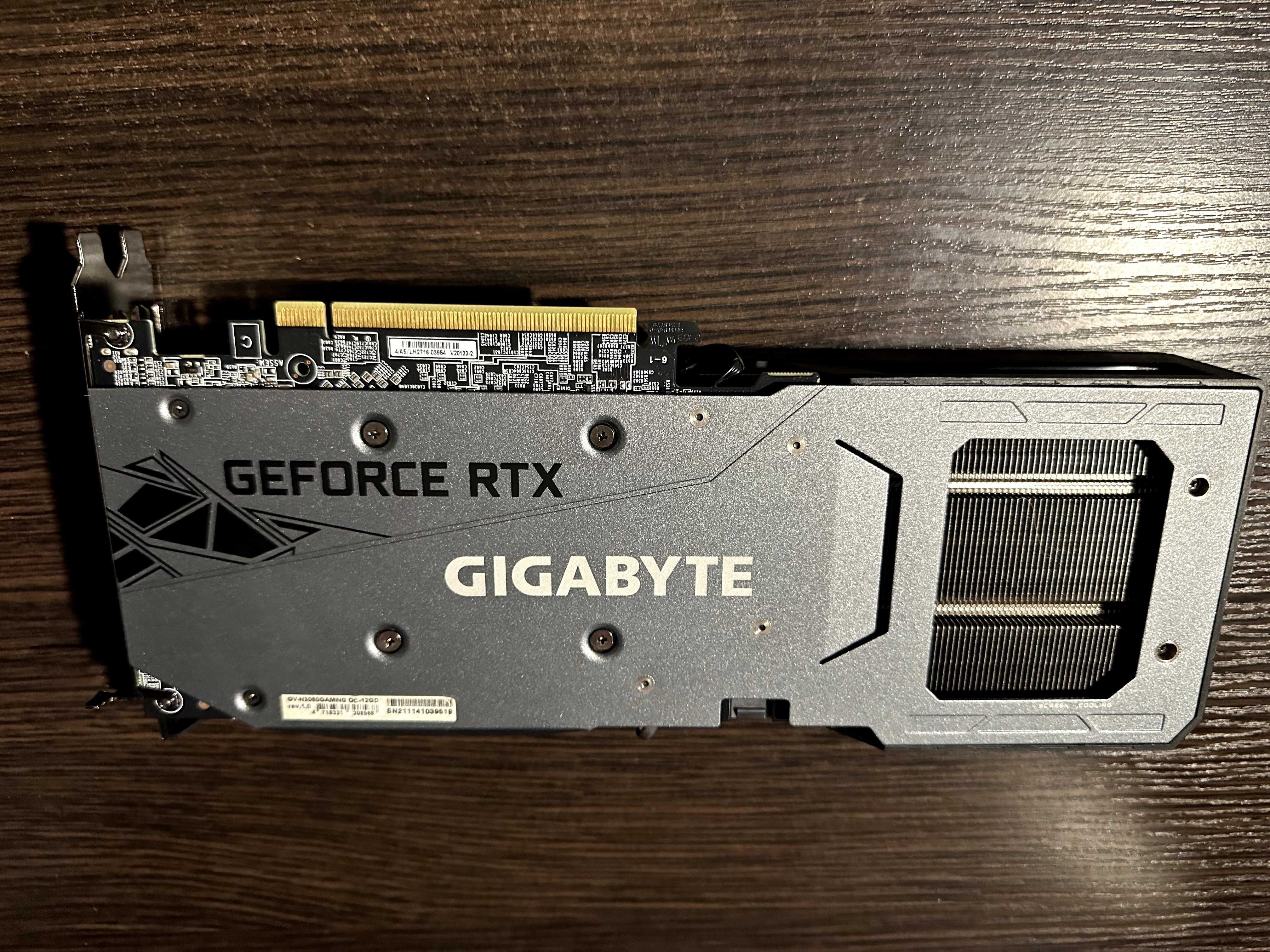 Видеокарта GIGABYTE RTX 3060 12 GB