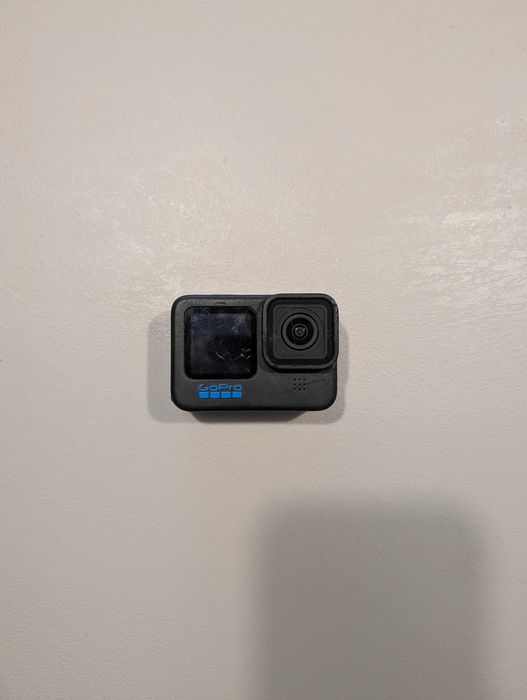 GoPro 11 black - екшн камера + 2 батарейки + Зарядна станція