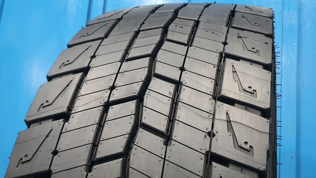 1 x 315/70 R22.5 Michelin XMULTI Energy D 2 Remix ! Rok 2024