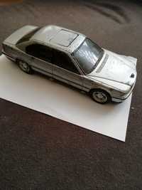 model corgi bmw 750i james bond.