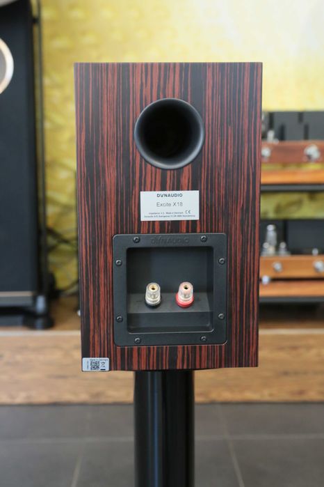 Dynaudio Excite X18