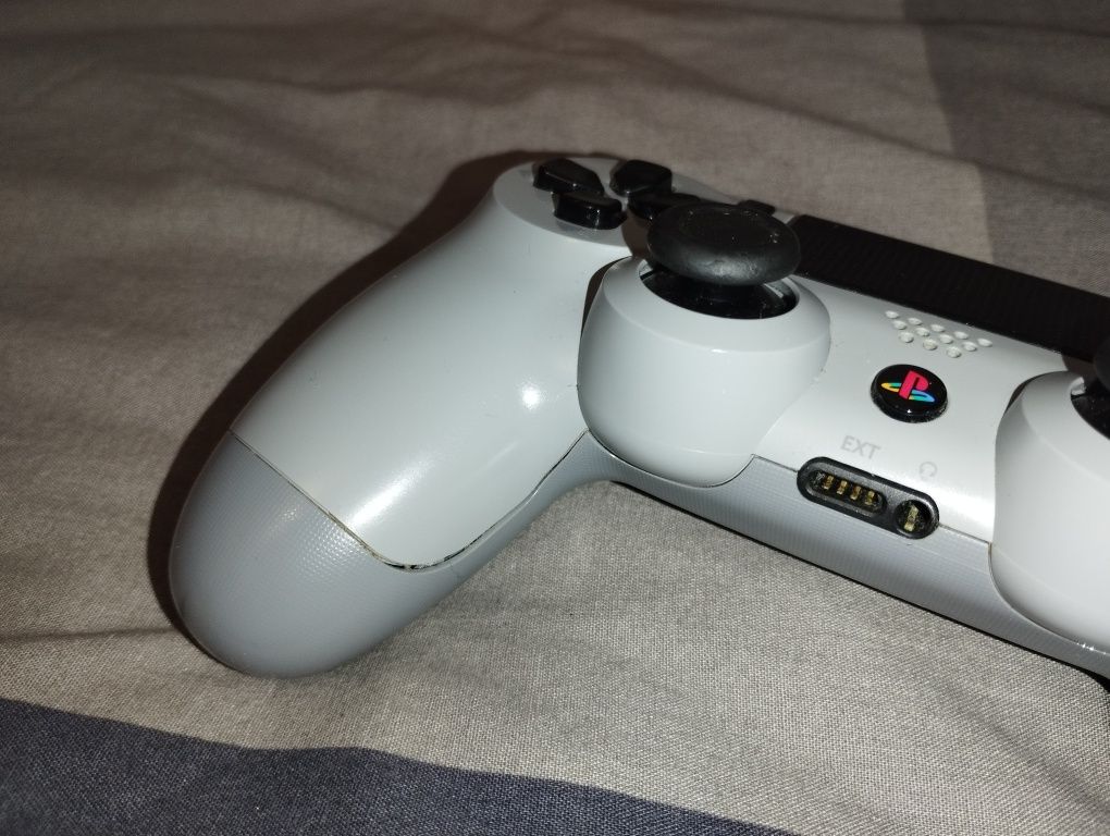 Comando de PS4 Dualshock – Edição Limitada 25º Aniversário