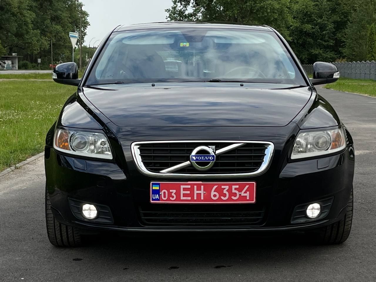 Продам свіжо пригнаний автомобіль Volvo v 50 2012 року