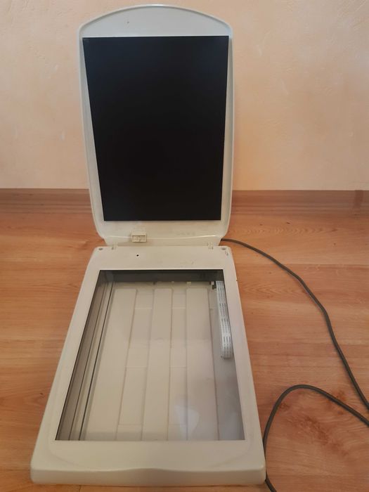 Skaner Mustek 1200 UB Plus