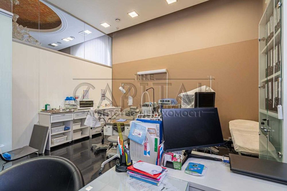 Продаж приміщення 428 м2 під клініку, Турівська 32, Подільський р-н