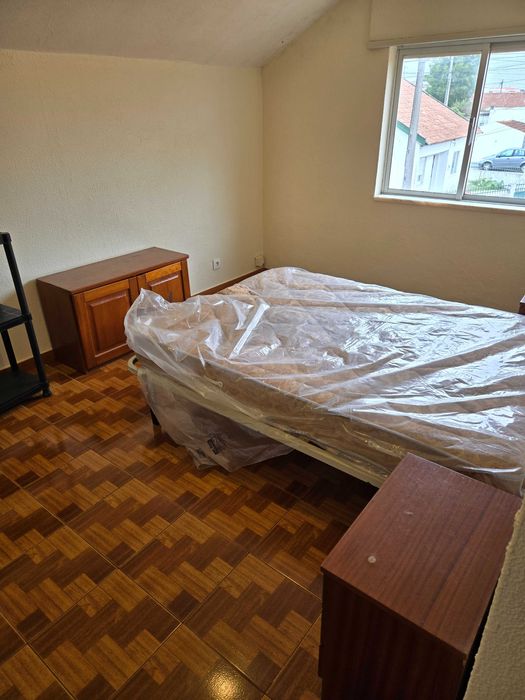 Arrendo Casa T2 com eletrodomésticos na Marinha Grande