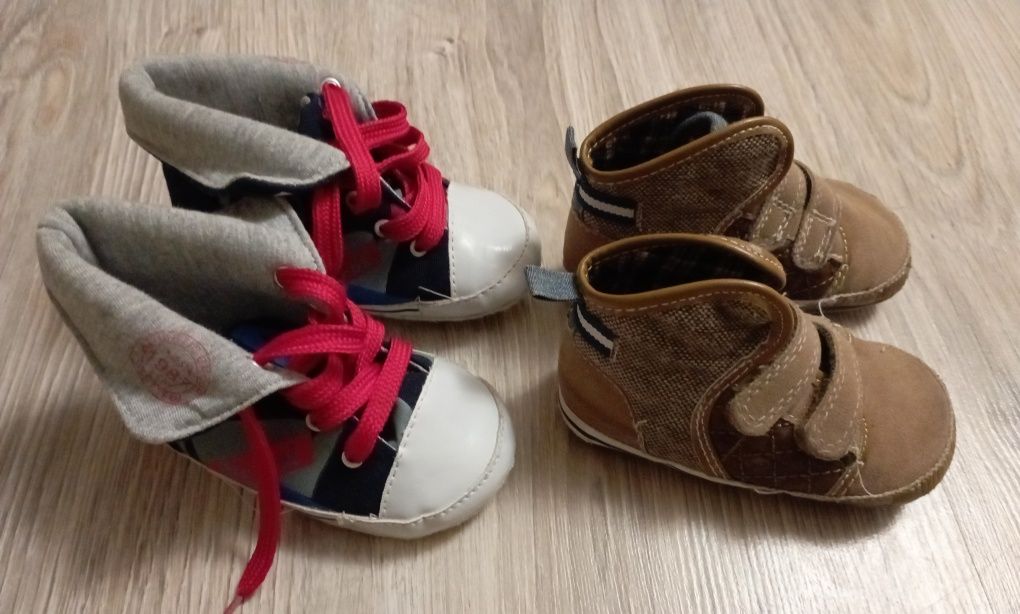 Дитяче взуття 17 та 19 розмір