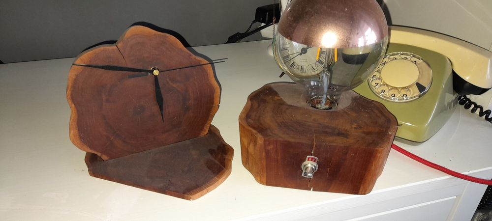 Łapka drewniana i zegar komplet