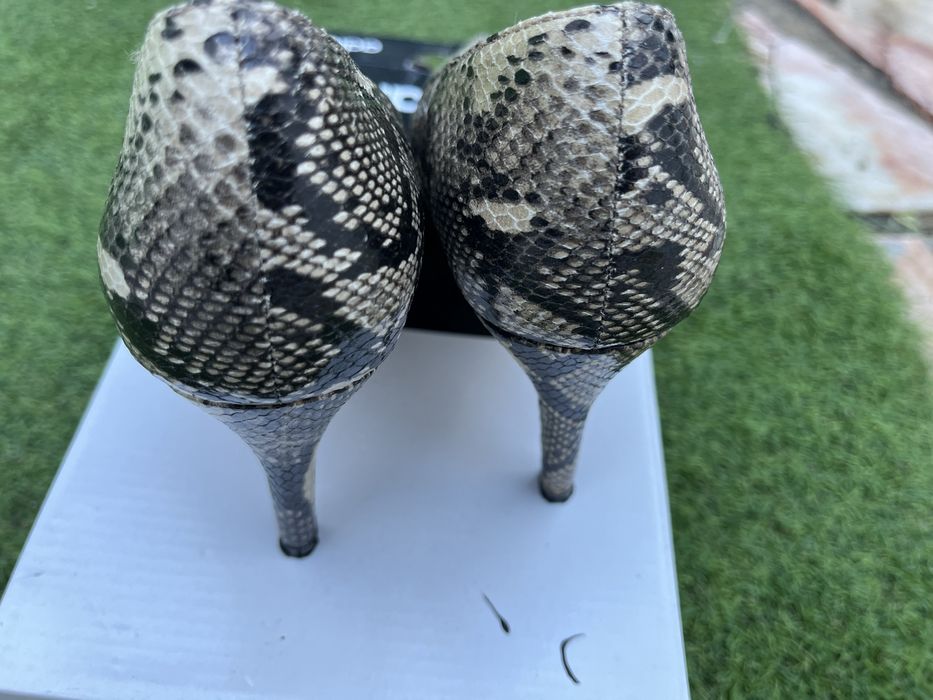 Sapatos 36, com 1 hora de uso!!!