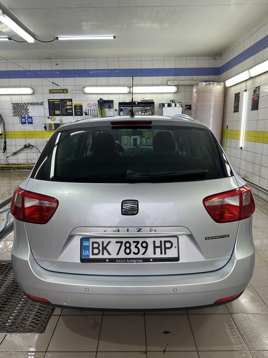 Ідеальний Seat Ibiza 2010 комплектація Ecomotive