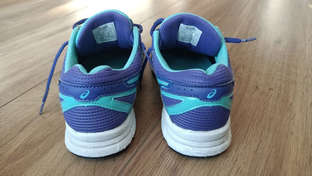 Buty sportowe asics 37