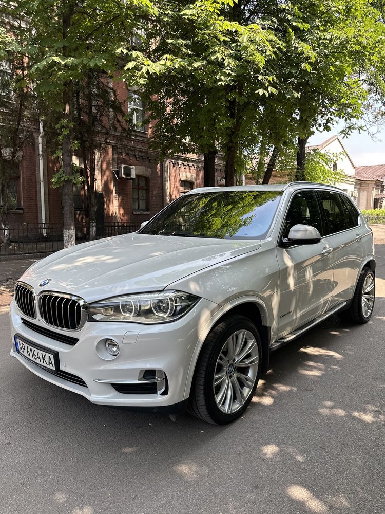 BMW X5 2014 40d Steptronic (313 к.с.) xDrive