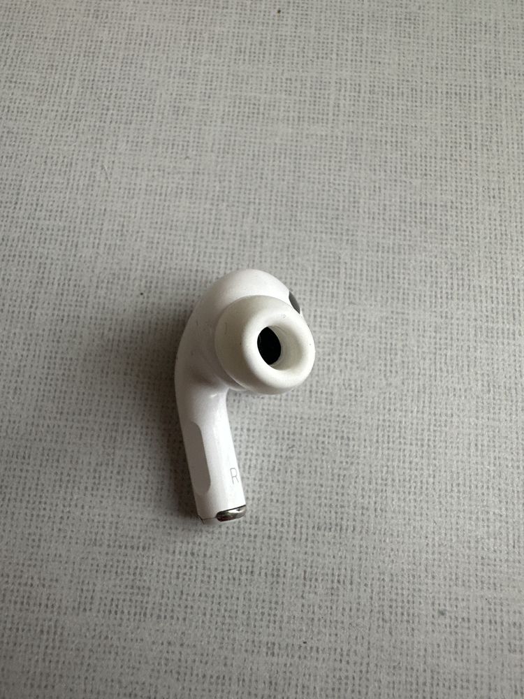 Sprzedam słuchawkę prawą do airpods pro