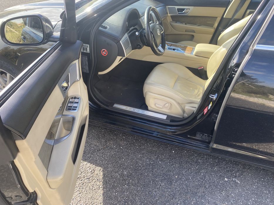 Jaguar xf 2.2d 200cvs