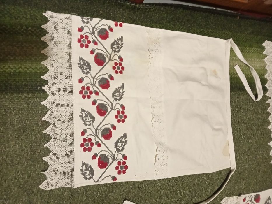 Фартухи старовинні