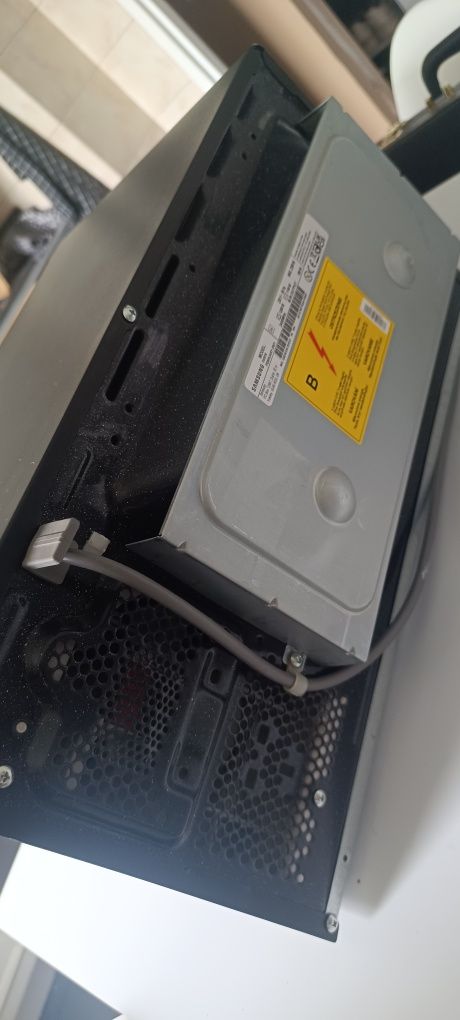 Mikrofalówka Samsung GE83X